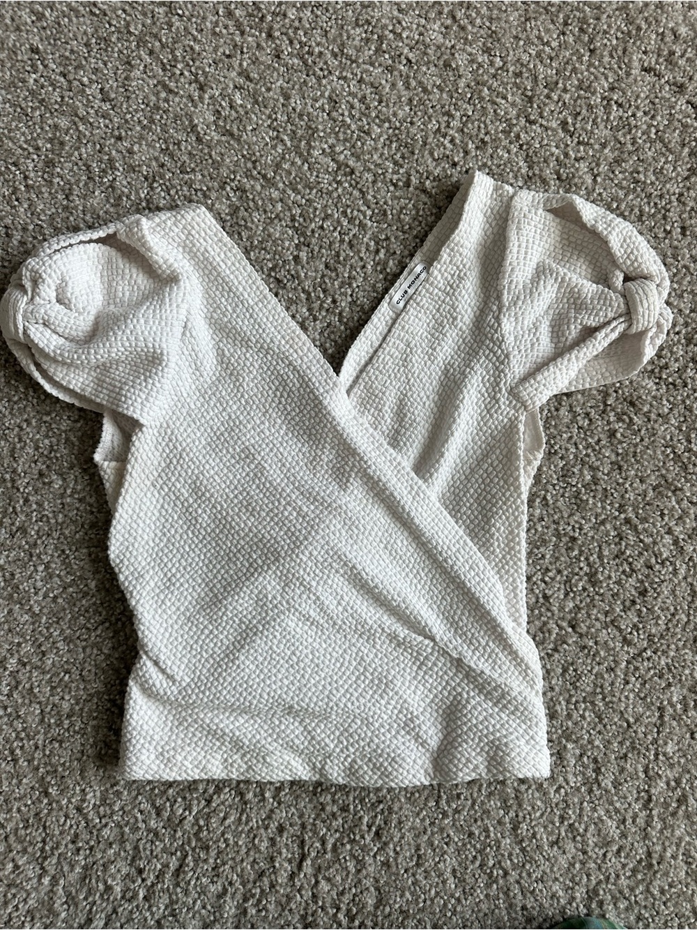 Club Monaco Textured White Puff-Sleeve Wrap Top